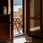 Tra Tetti E Mare - Helloelba Casa de Férias Portoferraio