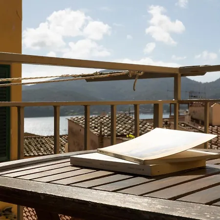 Dom wakacyjny Tra Tetti E Mare - Helloelba *