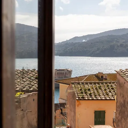 Dom wakacyjny Tra Tetti E Mare - Helloelba *
