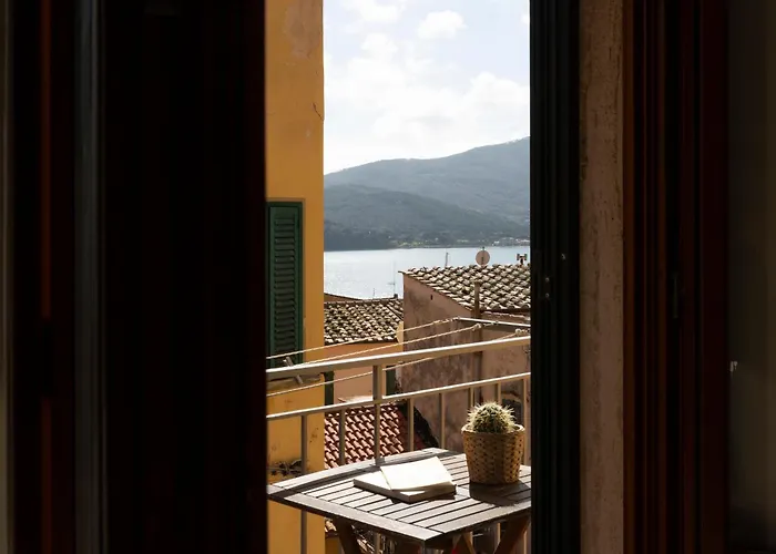 Tra Tetti E Mare - Helloelba *