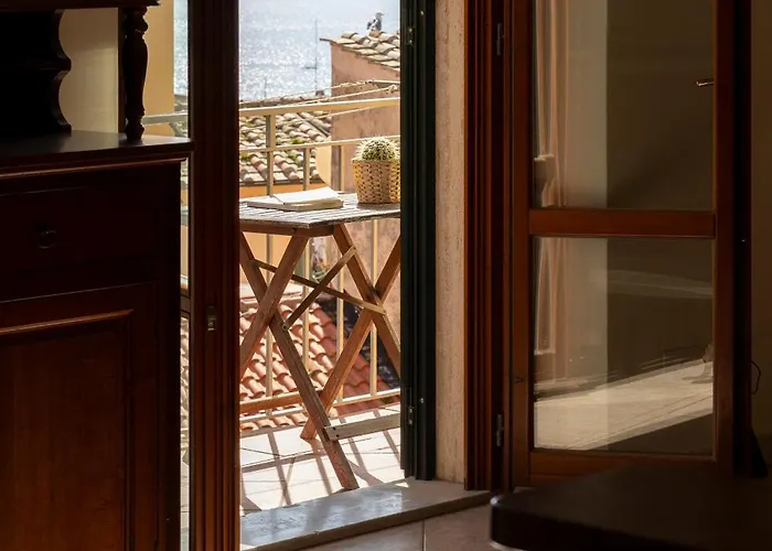 Tra Tetti E Mare - Helloelba Casa de Férias Portoferraio