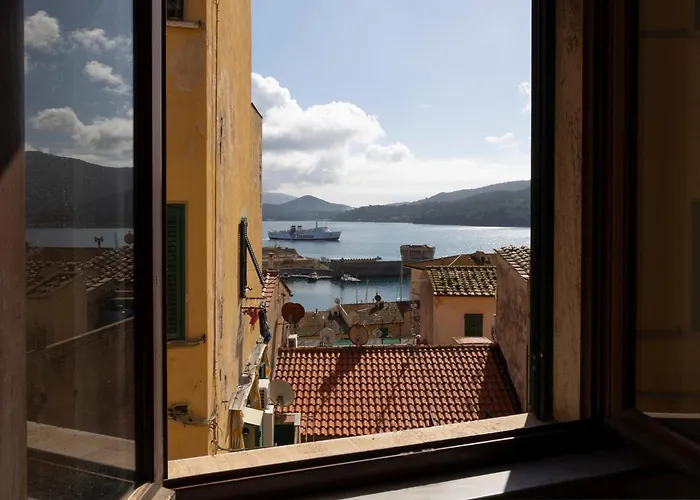 Prázdninový dům Tra Tetti E Mare - Helloelba